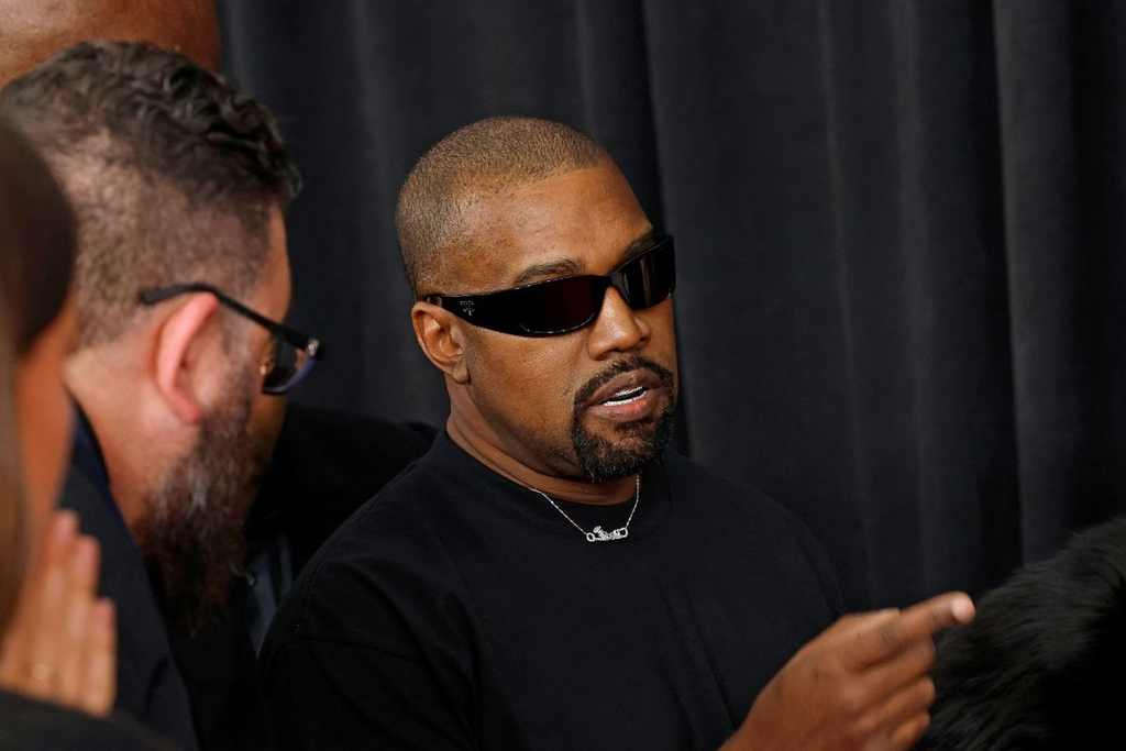Ternyata Ye alias Kanye West Konser Perdana di GBK 24 Oktober 3 Ternyata Ye alias Kanye West Konser Perdana di GBK 24 Oktober